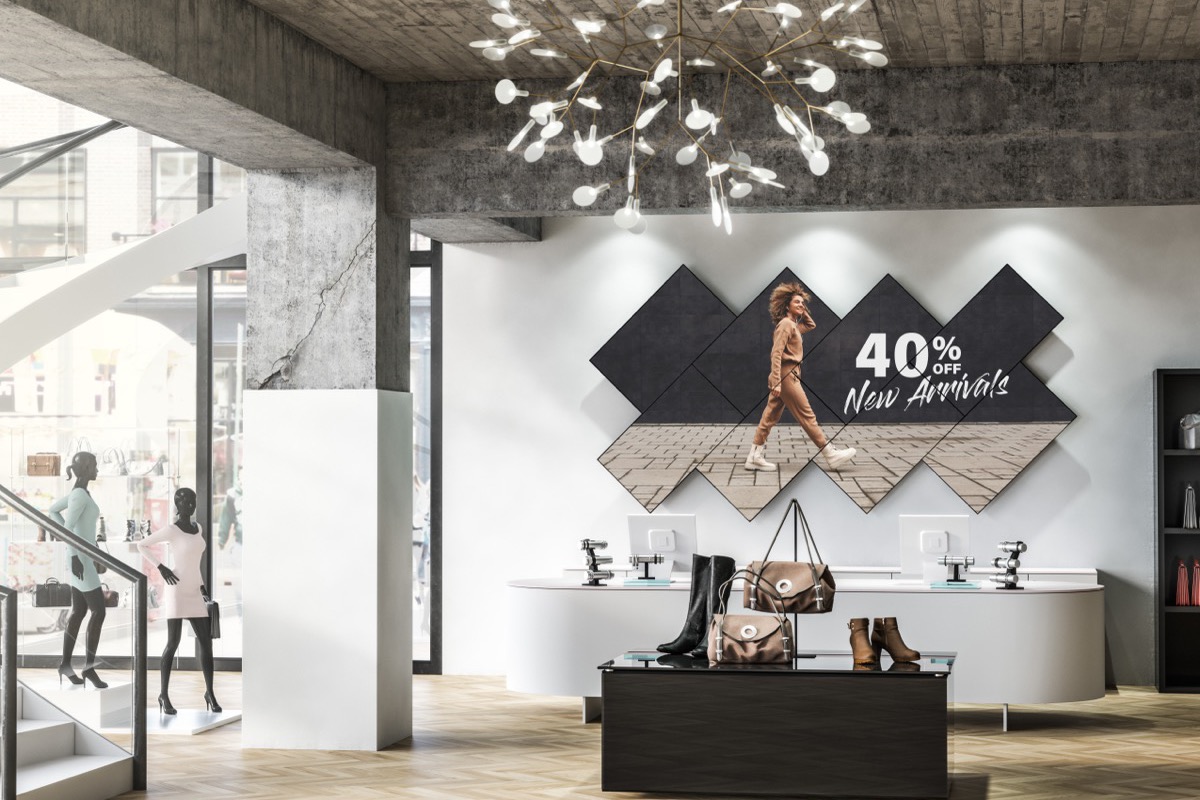 Middle Atlantic ConnexSys Videowall im Empfangsbereich